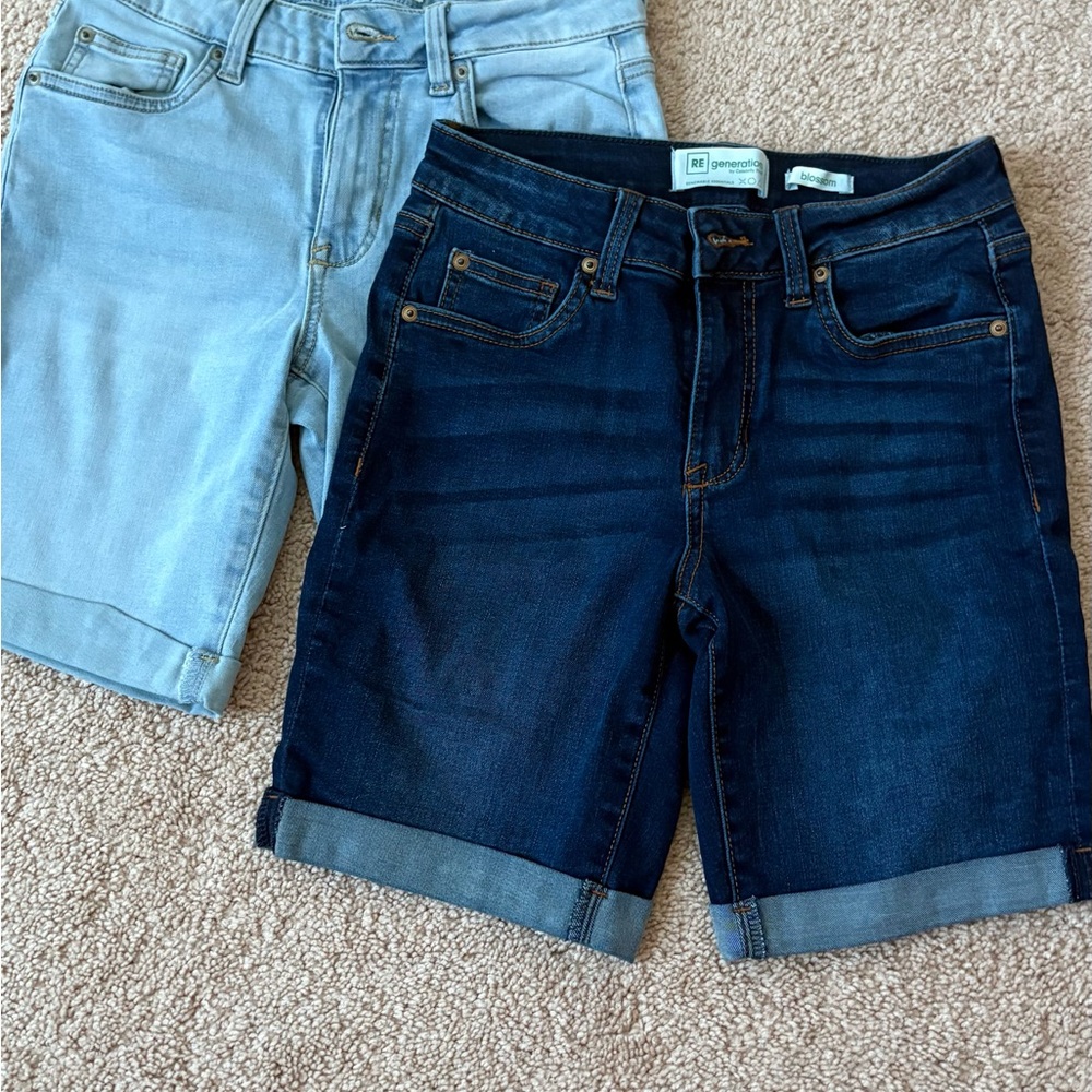 Girls Shorts size 3 ( Juniors)